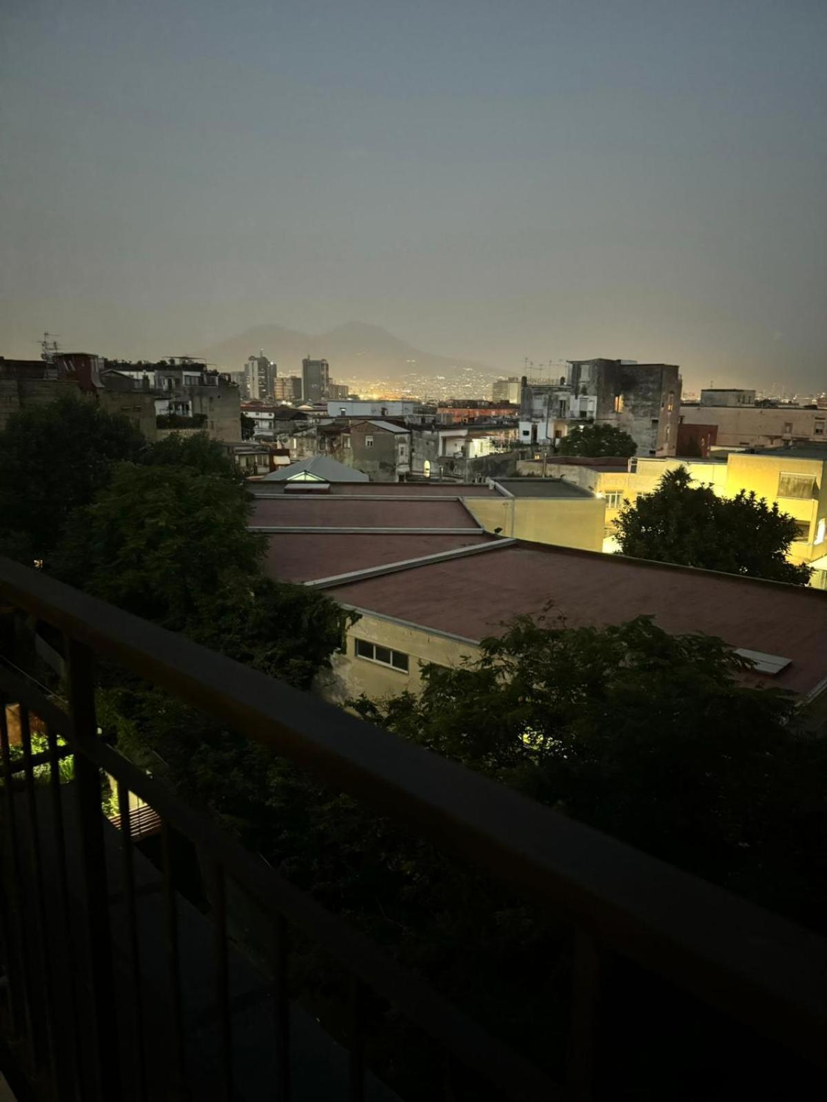 Terrazza Miracoli Napoli Aparthotel Luaran gambar