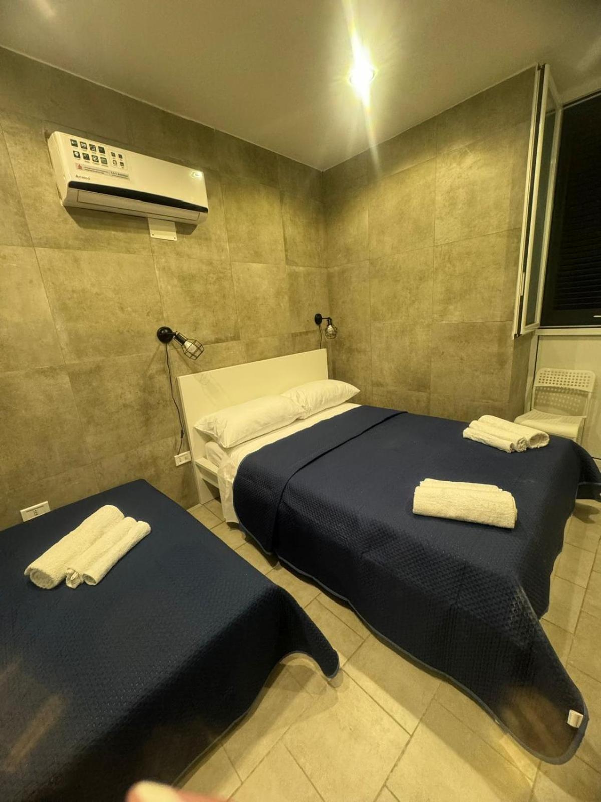 Terrazza Miracoli Napoli Aparthotel Luaran gambar