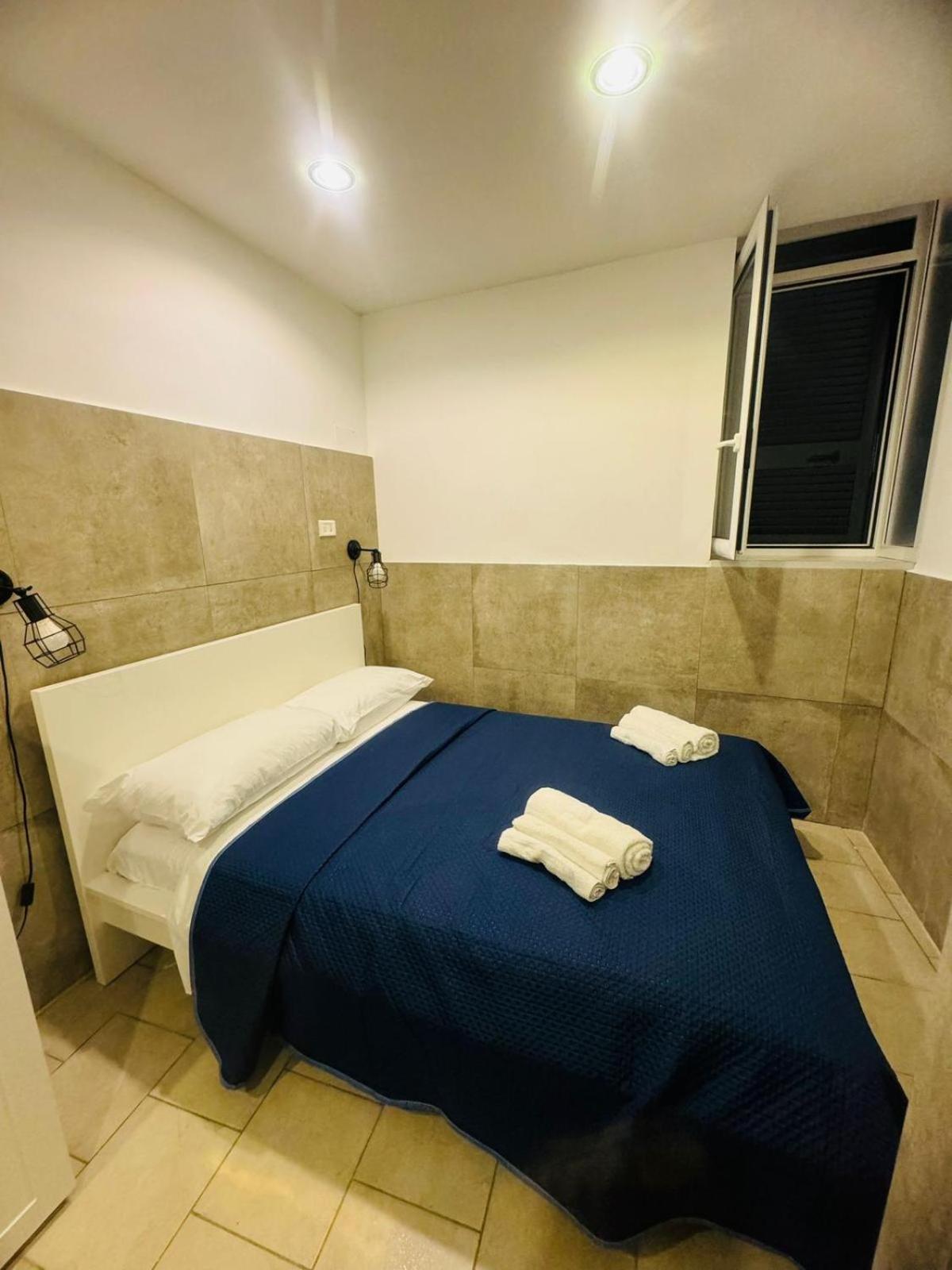 Terrazza Miracoli Napoli Aparthotel Luaran gambar