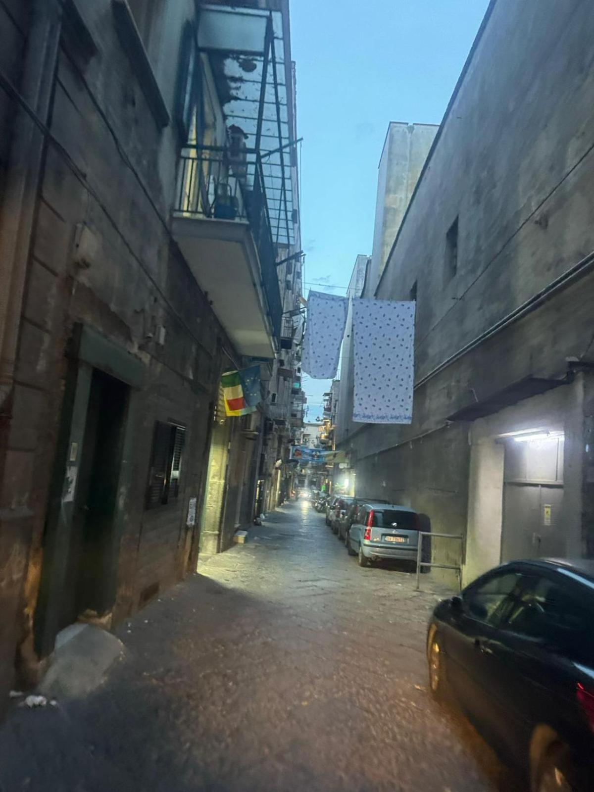 Terrazza Miracoli Napoli Aparthotel Luaran gambar