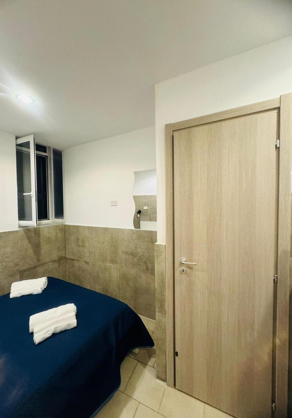 Terrazza Miracoli Napoli Aparthotel Luaran gambar